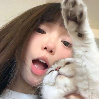 爱长颈鹿的女人